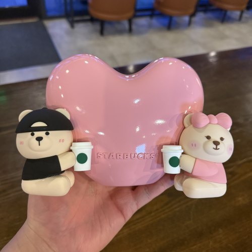 Starbucks 2026 China Pink Heart Cute Bear vase display toy minor flaw