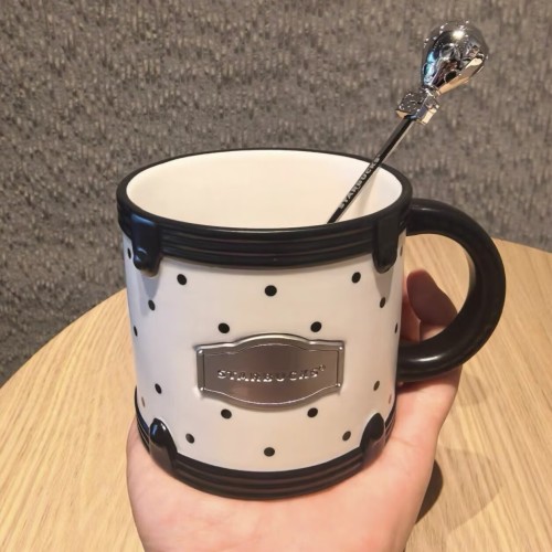 Starbucks 2026 China polka dots 13oz mug with stick 