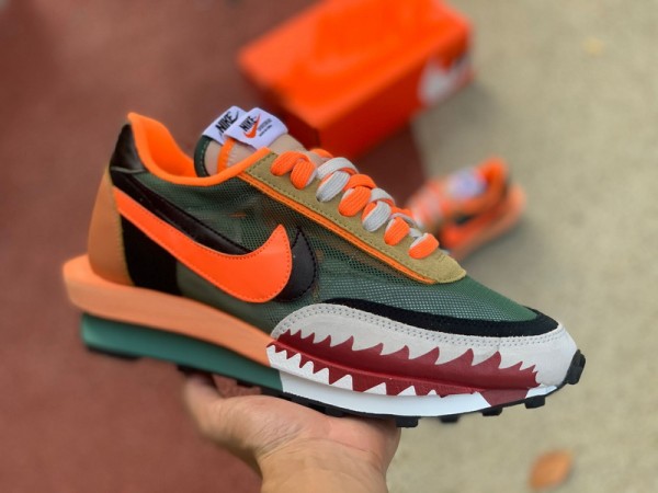 nike sacai waffle end
