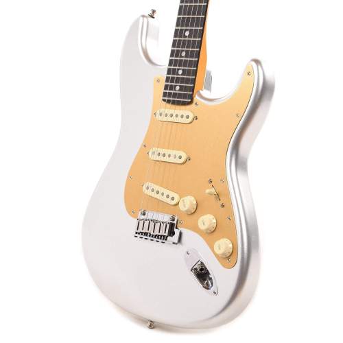 Fender American Ultra Stratocaster Quicksilver w/Ebony Fingerboard & Anodized Gold Pickguard