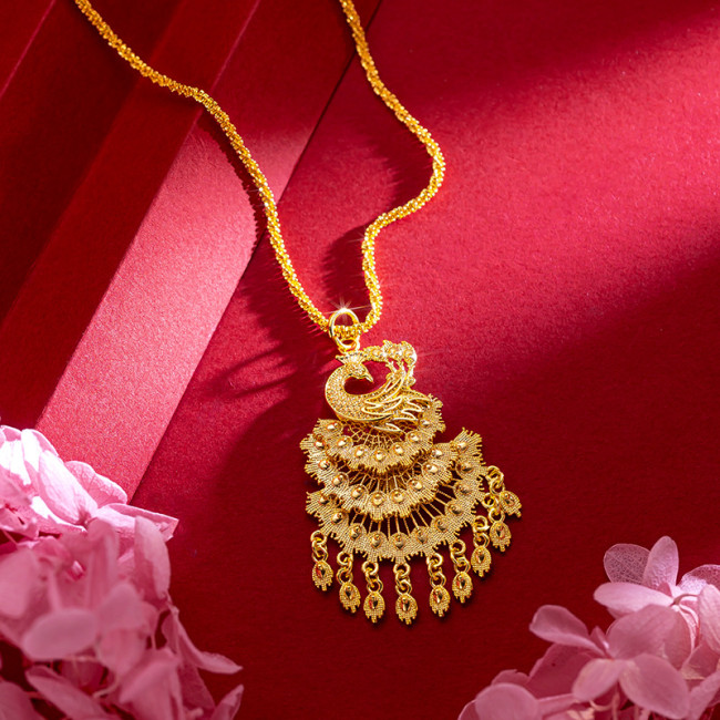 Ultra Luxury Moveable 24K Gold Plated Peacock Necklace