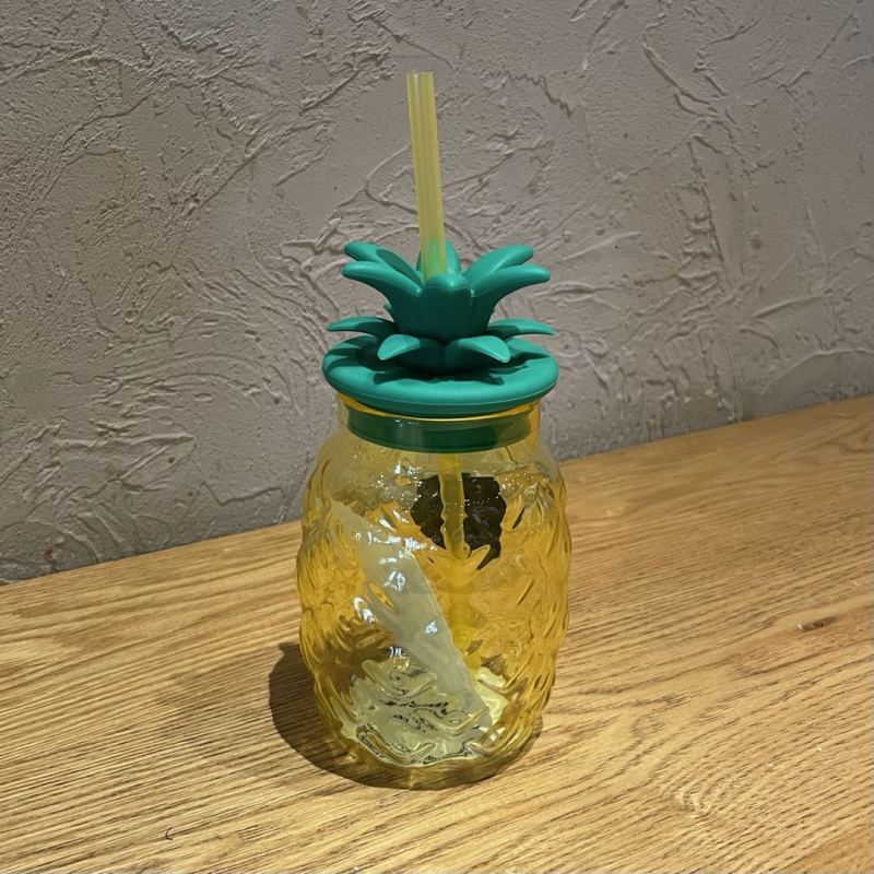 Summer Yellow pineapple shape 19oz Glass Straw Cold Cup