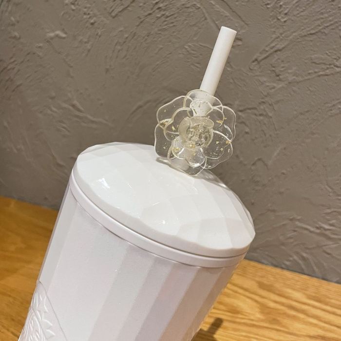 2022 China Unicorn spring camellia White Dome Diamond 24oz straw Cold Cup