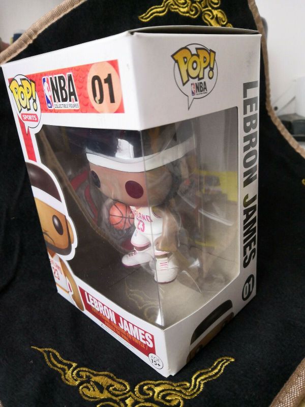US$ 29.99 - Funko POP NBA Lebron James Vinyl Figure NBA 01 Cleveland 23 White - www.funkosmall.com