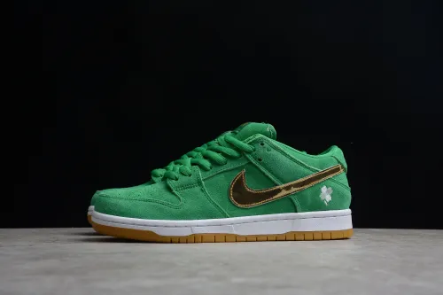 SB Dunk Low St.Patrick's Day BQ6817-303
