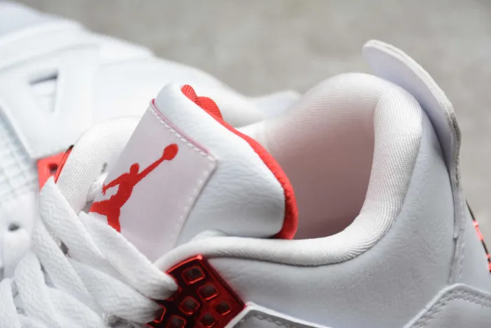 Air Jordan 4 Metallic Red CT8527-112