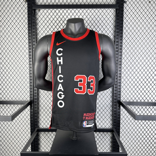 24th Season Bulls City Edition No. 33 Pippen
