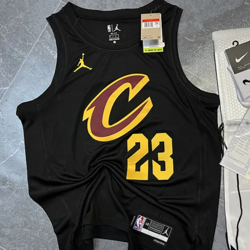 Cleveland Cavaliers No. 23 James