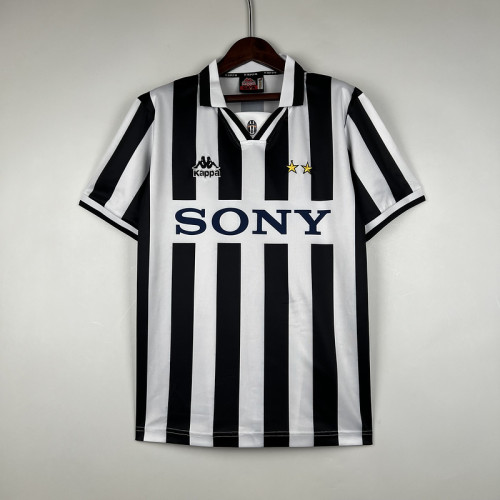 Retro Juventus 96/97 Home S-XXL