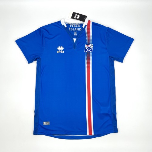 2016-17 Iceland home Retro Soccer jersey