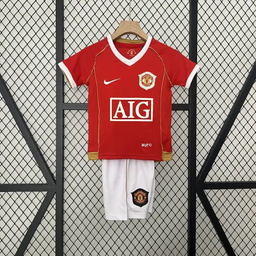 Manchester united 2006/07 home size: 16-28