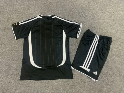 Real madrid 2006-07 away  retro kids kit