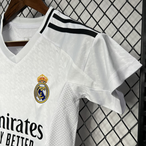 Real madrid 2024/25 home  Kids set soccer jerseys