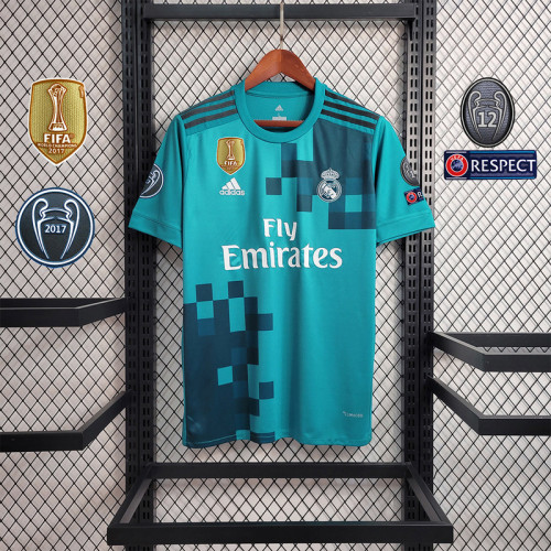 Real Madrid 2017/18 third away