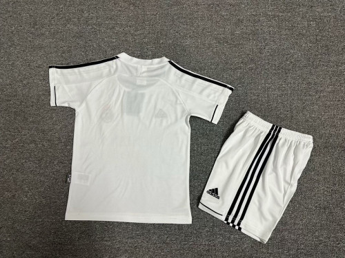 Real madrid 2003/04 home retro kids kit