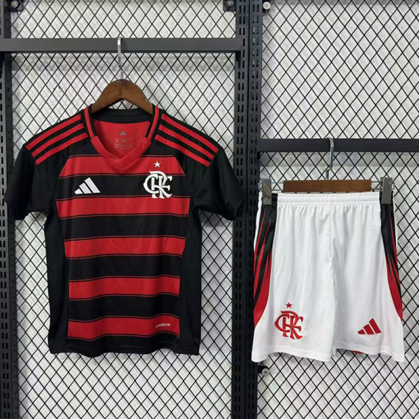Flamengo  25/26 home kids kit  size: 16-28