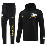 Juventus  2025/26  Black hoodie suit