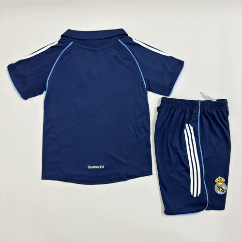 Real madrid 2005/06 away retro kids kit