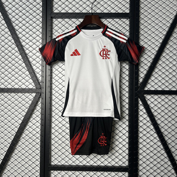 Flamengo  25/26 Away kids kit  size: 16-28