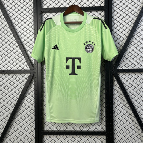 Bayern Munich 2025/26 Green Goalkeeper Jersey