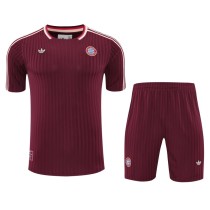 Bayern München 2025/26 Red training suit