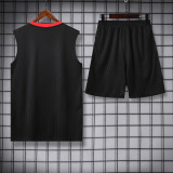 Manchester United  2025/26 Black vest suit