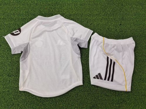 Real Madrid 25-26 Home Playr Version Kids Kit