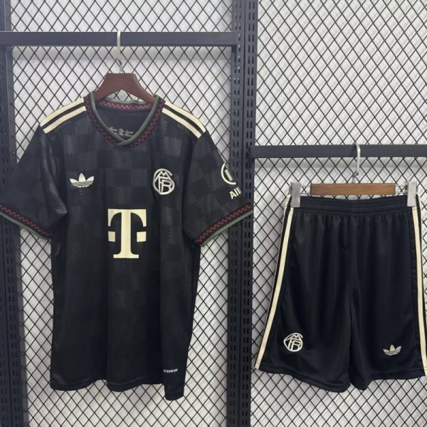 Bayern München 2025/26 Third Away kid kit