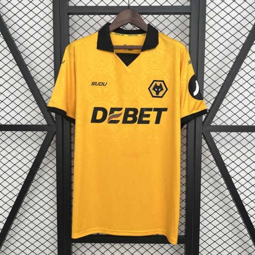 Wolverhampton  2025/26 Home Soccer Jersey