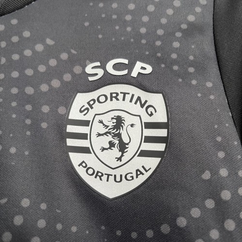 Sporting Lisbon 2025/26 Black Special Kids Kit  Size: 16-28