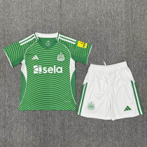 Newcastle United 2025/26 Away kids size 16-28