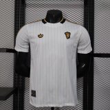 Manchester United 2025/26 White Retro Model Jersey Player Version
