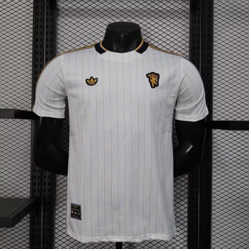 Manchester United 2025/26 White Retro Model Jersey Player Version