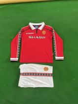Retro Manchester united 1998/99 Home Long Sleeve kid kit size: 16-28
