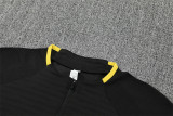 Manchester United 2025/26 Black  Half zipper training clothes