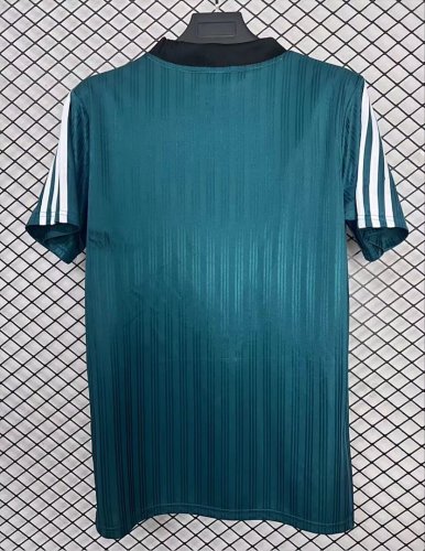 Retro  Liverpool 1995 Green soccer jerseys