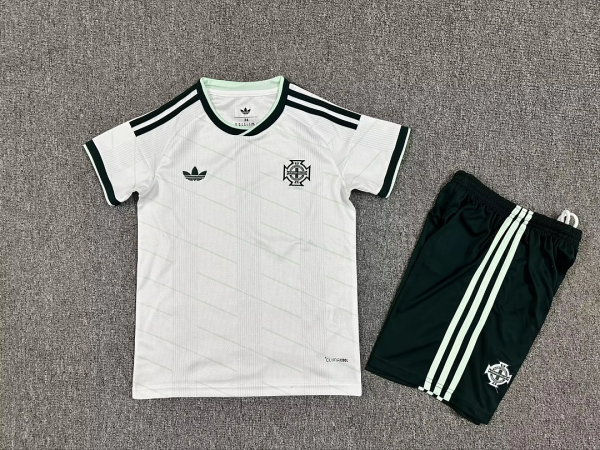 Northern Ireland 2026 World Cup away  kids kit size 16-28