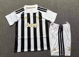 Juventus 2026/27 Home Kid Kits Size:16-28