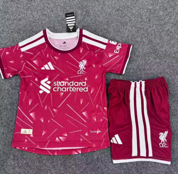 Liverpool 2026/27 Home Player Version  kids size 16-28