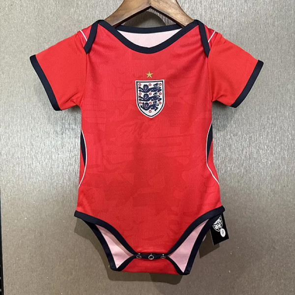 Baby England 2026 World Cup Away Size: 9 and 12