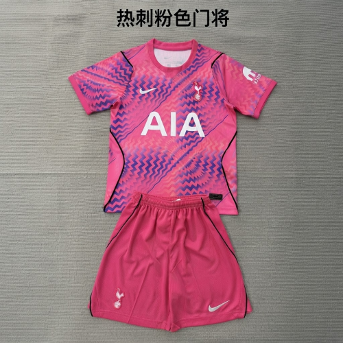 Kid kit Tottenham 2026/27 Pink Goalkeeper Soccer Jersey Size 16-28