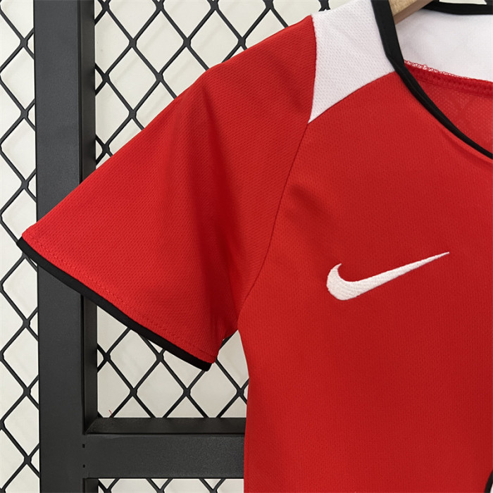 Retro Kids Man United Home Jersey 05/06