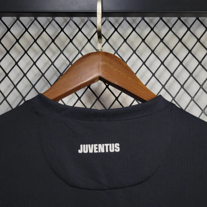 Retro Juventus Away Kit 12/13 Football Jersey