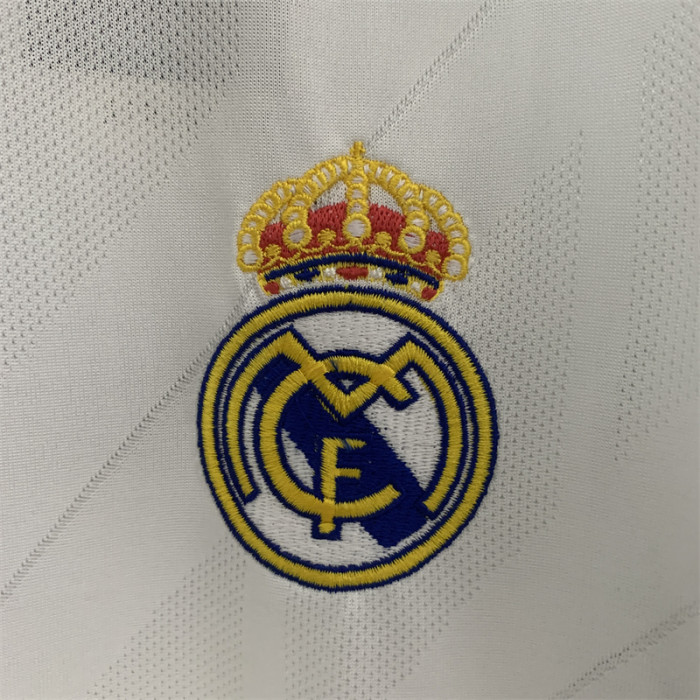 Retro Real Madrid Home Kit 17/18 Long Sleeves football Jersey