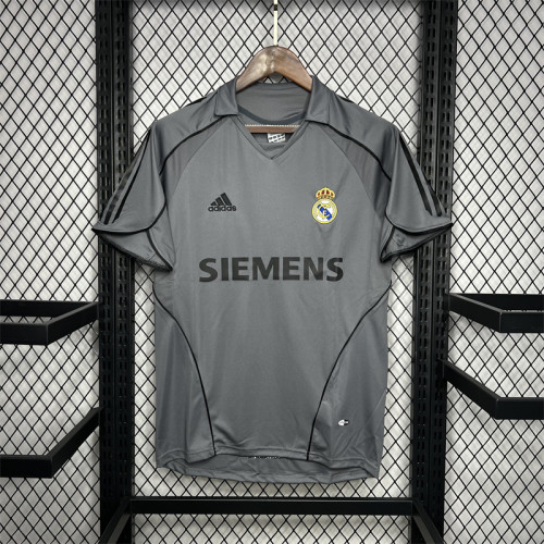 Retro Real Madrid Third Jersey 05/06 Football Kit