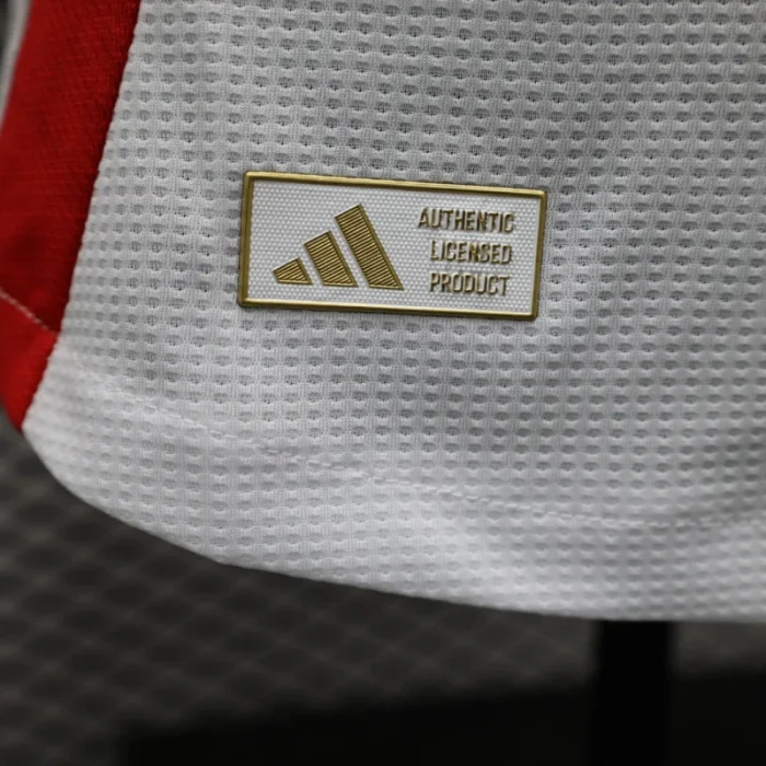 Player Version Fulham Home Jersey 24/25 Football Kit
