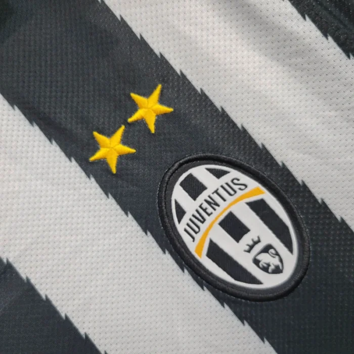 Retro Juventus Jersey Home Kit 2010/11 Football Soccer Shirt