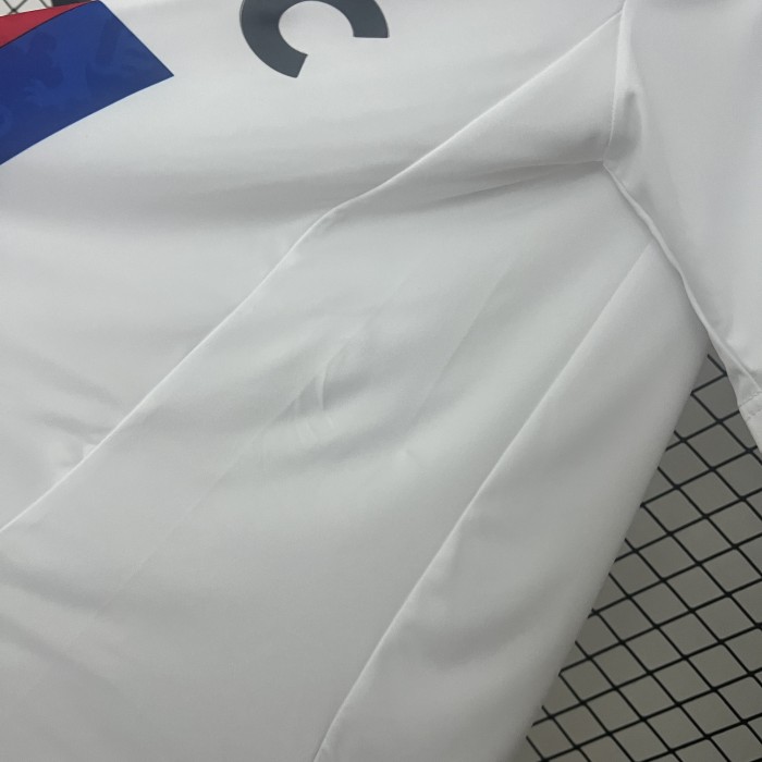 Olympique Lyonnais Jersey 2010-11 Home Football Kit Soccer Jersey