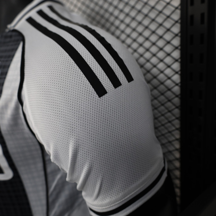 Player Version Newcastle United Jersey 25/26 Football Kit Soccer Jersey
