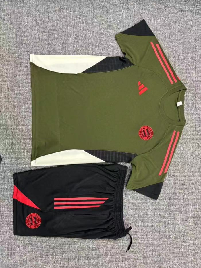 Kids Bayern Munich Training Tracksuits 25/26 Football Kit Soccer Jersey